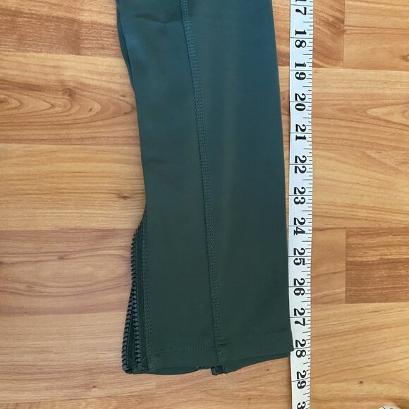 Trinity Motion365 by Fabletics in Sycamore HW Utility Legging - Picture 7 of 14